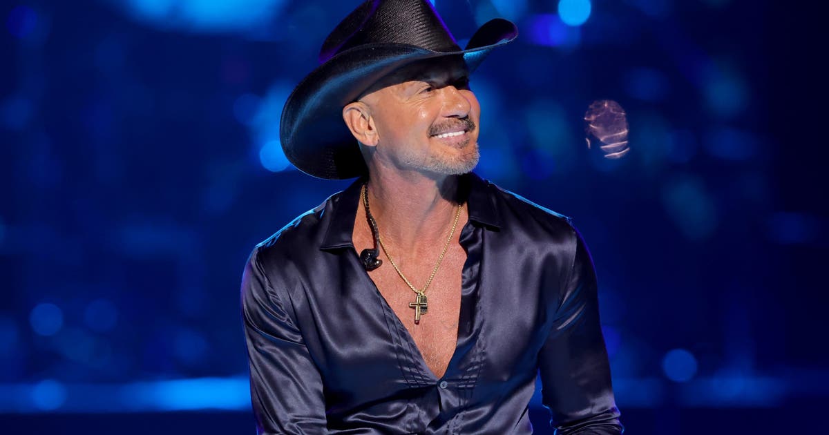 Tim McGraw to headline Tampa Bay Lightning’s outdoor game at Raymond James Stadium