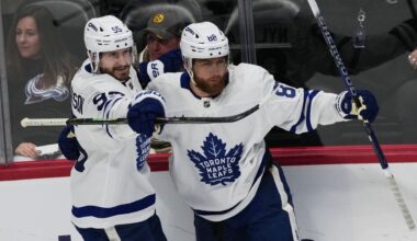 Maple Leafs' William Nylander exits game with lower-body injury