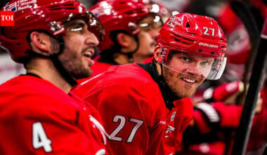 Hurricanes dominate Panthers in 9-1 win as Nikolaj Ehlers records first hat trick with Carolina | NHL News