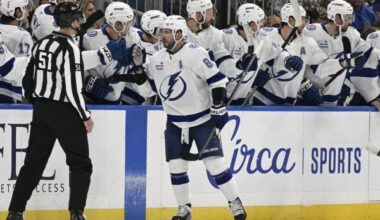 Lightning visit Stars with points streak still intact