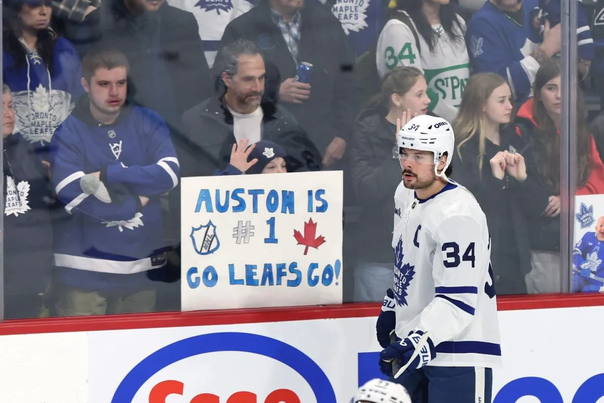 Leafs' Auston Matthews Has the Perfect Response to Relentless Boos from Jets Fans