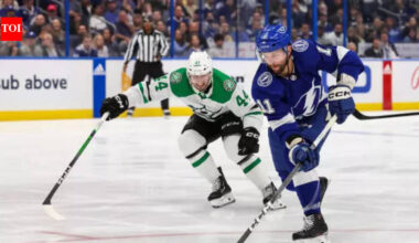Jake Guentzel pushes Tampa Bay Lightning's win against Dallas Stars as point streak extends to 13 games | NHL News
