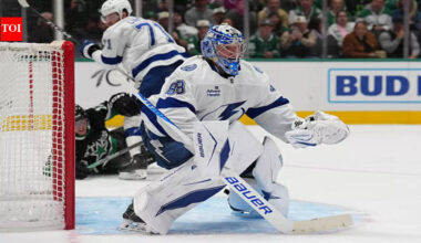 Tampa Bay Lightning’s Andrei Vasilevskiy Becomes Sixth Goaltender in NHL History With 10 Straight 20-Win Seasons | NHL News