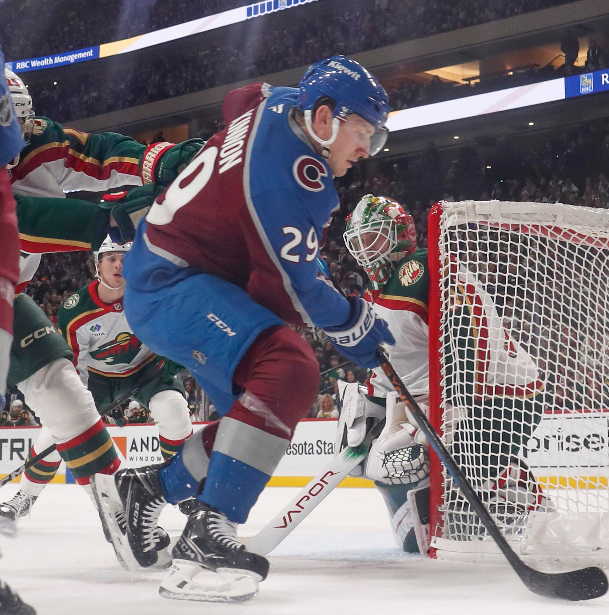 Weekly Cupcakes: MacKinnon first to 30 goals this season