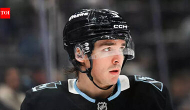 Clayton Keller's two crucial goals push Utah Mammoths to comeback win over Philadelphia Flyers | NHL News