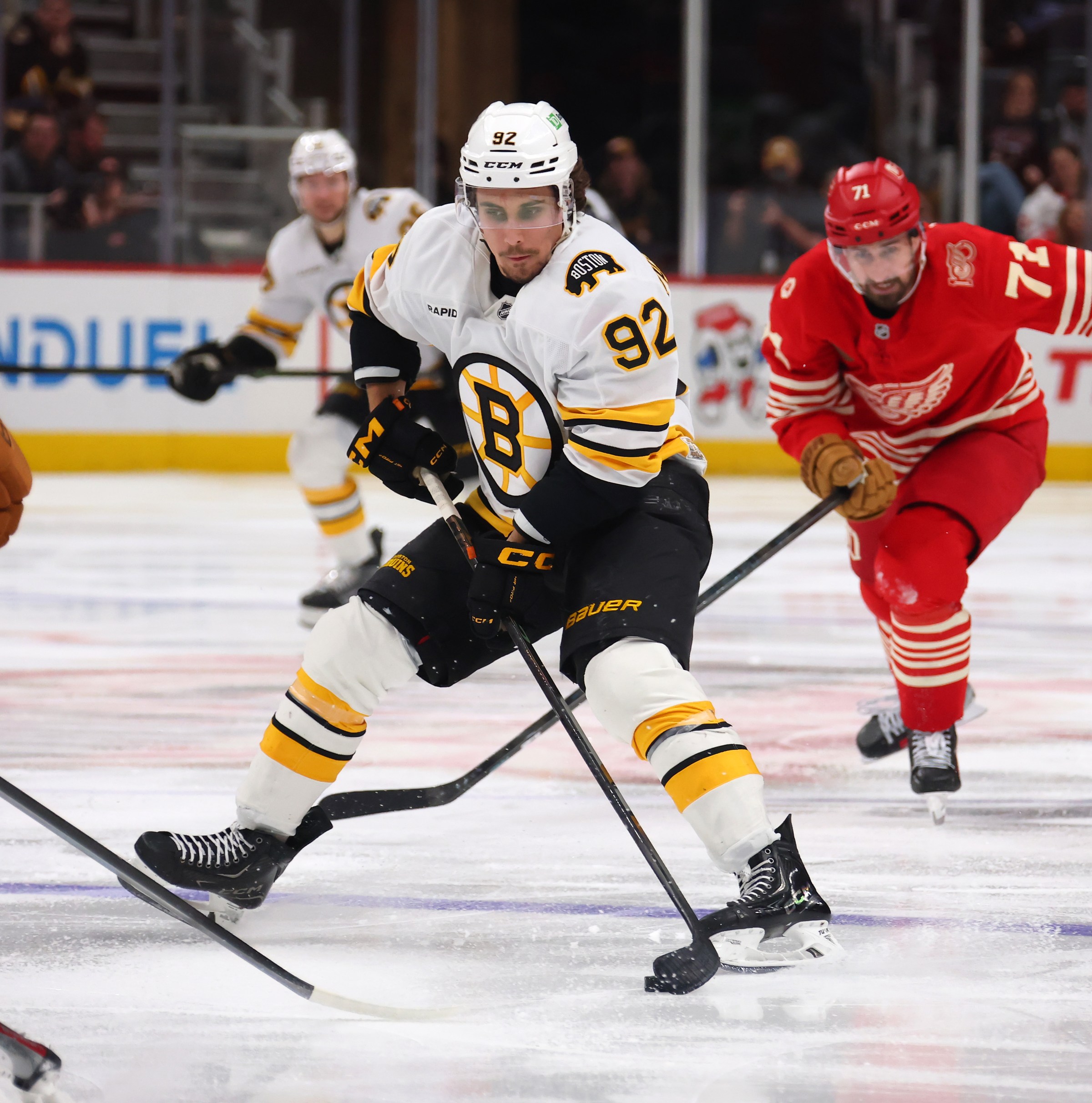Preview: Bruins look to extend win streak with Red Wings in town