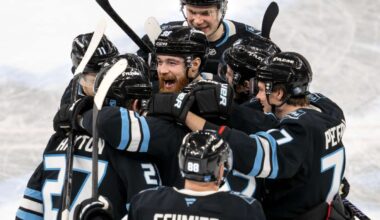 Keller's game-winning goal in OT completes Mammoth's comeback over Flyers