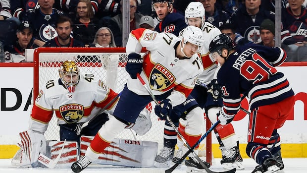 Jets lose to Panthers 2-1 in shootout