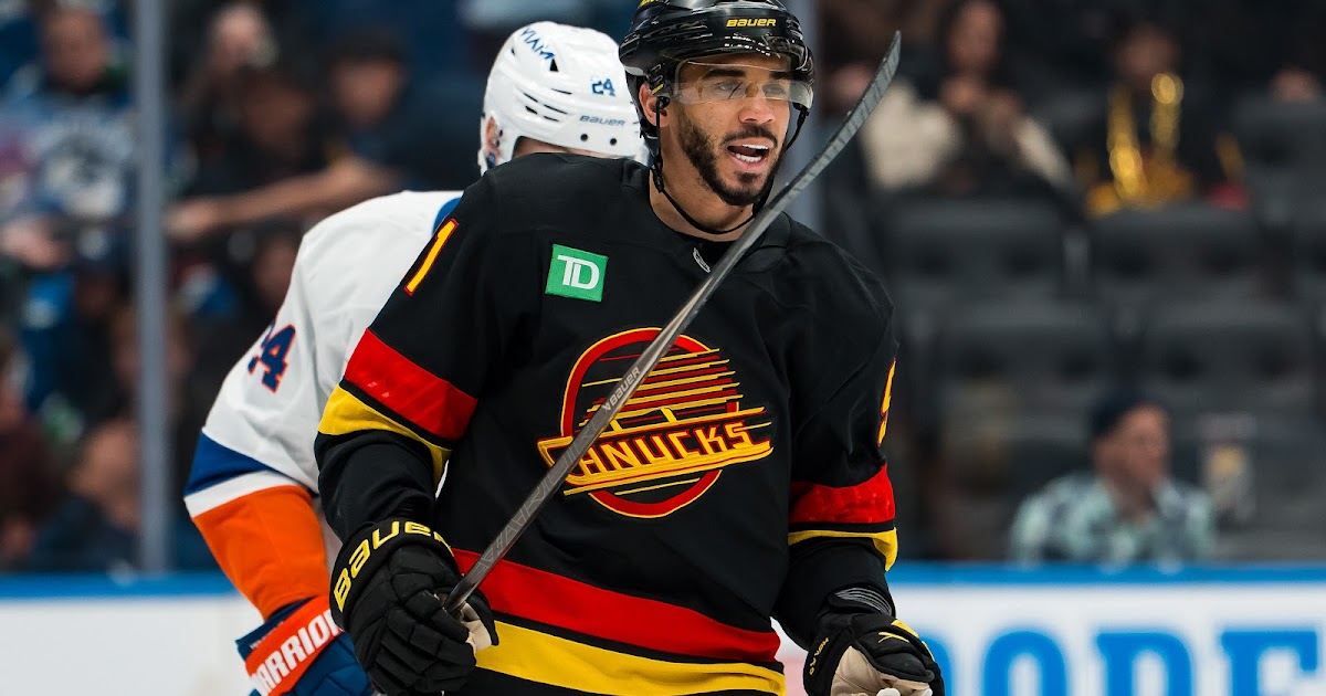 Canucks Trade Rumors: 2 Rival Teams Are Frontrunners to Land Evander Kane
