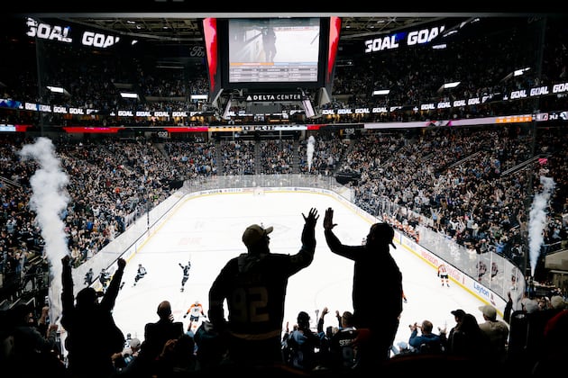 Utah Mammoth beat Nashville Predators 5-2 amid snowstorm – Deseret News