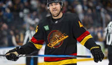 Sharks Not Eager To Pay What Sherwood Wants For Next Contract