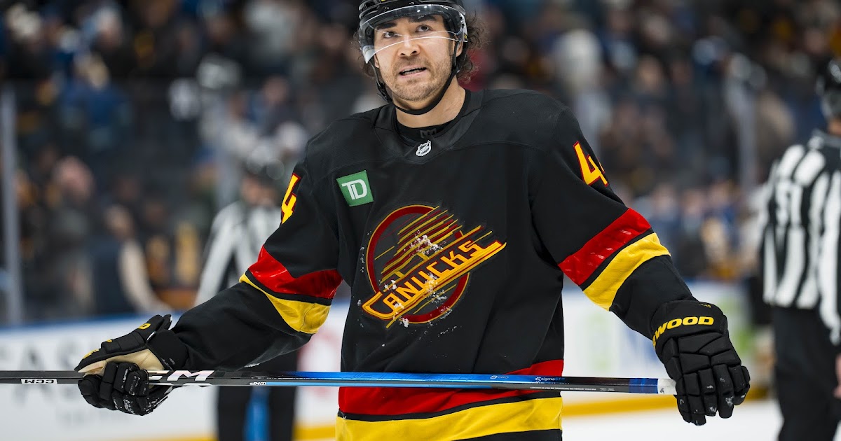 Sharks Not Eager To Pay What Sherwood Wants For Next Contract