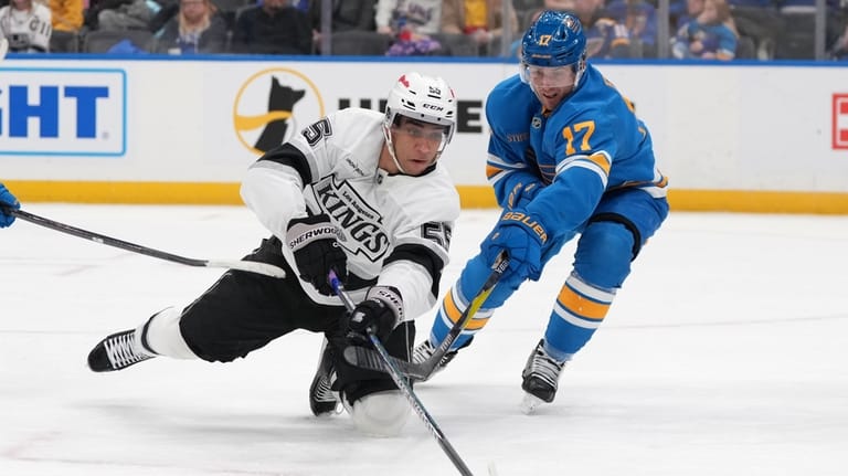 Los Angeles Kings' Quinton Byfield (55) and St. Louis Blues'...