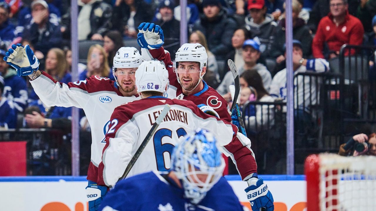 Brock Nelson has hat trick in NHL-leading Avalanche's 4-1 win over Maple Leafs
