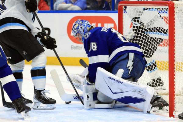 Andrei Vasilevskiy shines as Lightning blank Mammoth