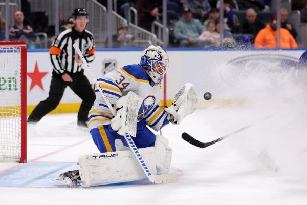 Thriving Sabres look to hand Leafs fifth straight loss