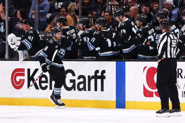 Utah Mammoth beat Florida Panthers 4-3 – Deseret News