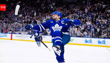 Hockey analyst declares Toronto Maple Leafs unofficially eliminated from playoffs after recent string of losses | NHL News