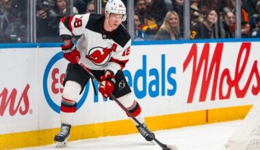 Islanders acquire Ondrej Palat, draft picks from Devils