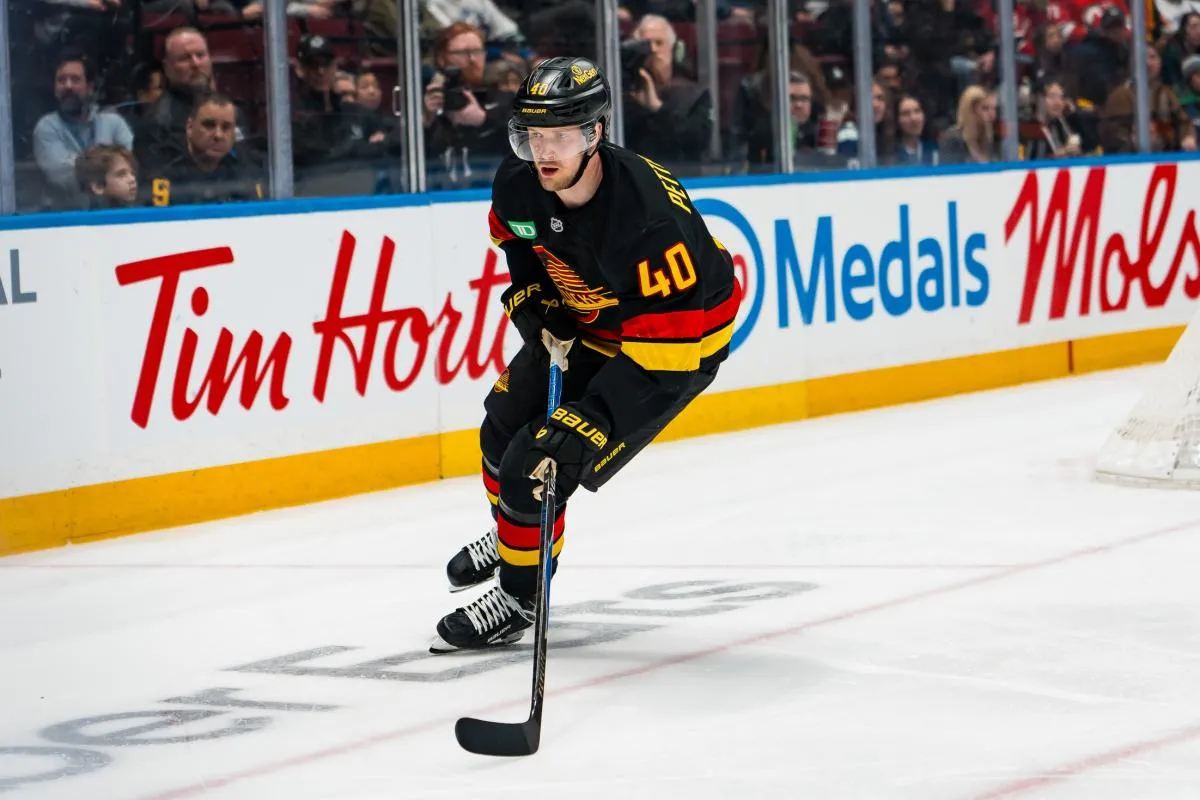 Vancouver Canucks trade plans with Elias Pettersson suddenly change despite strong push from Patrik