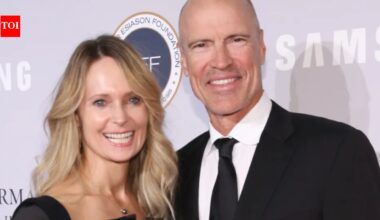 Inside Mark Messier’s private life: Who is wife Kim Clark and how many kids do they have? | NHL News