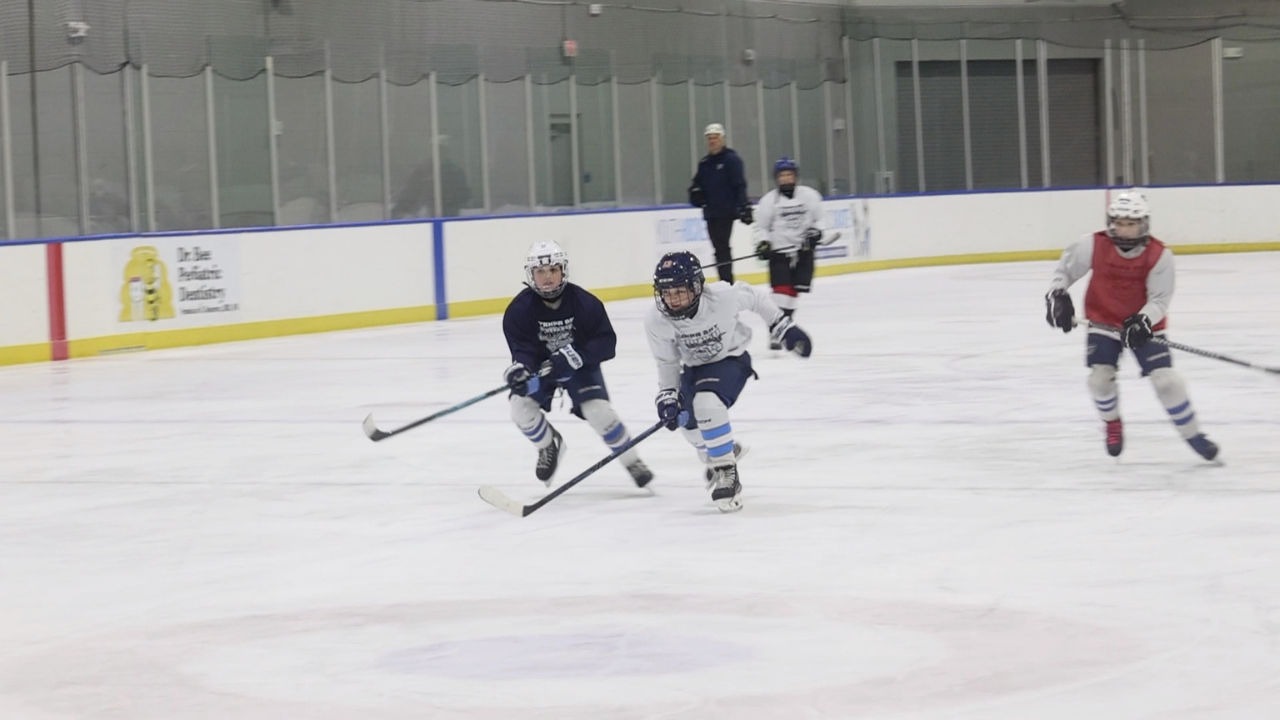 Young players eager for historic outdoor hockey game in Tampa