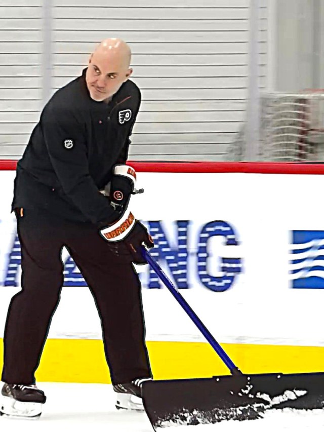 Flyers head coach Rick Tocchet