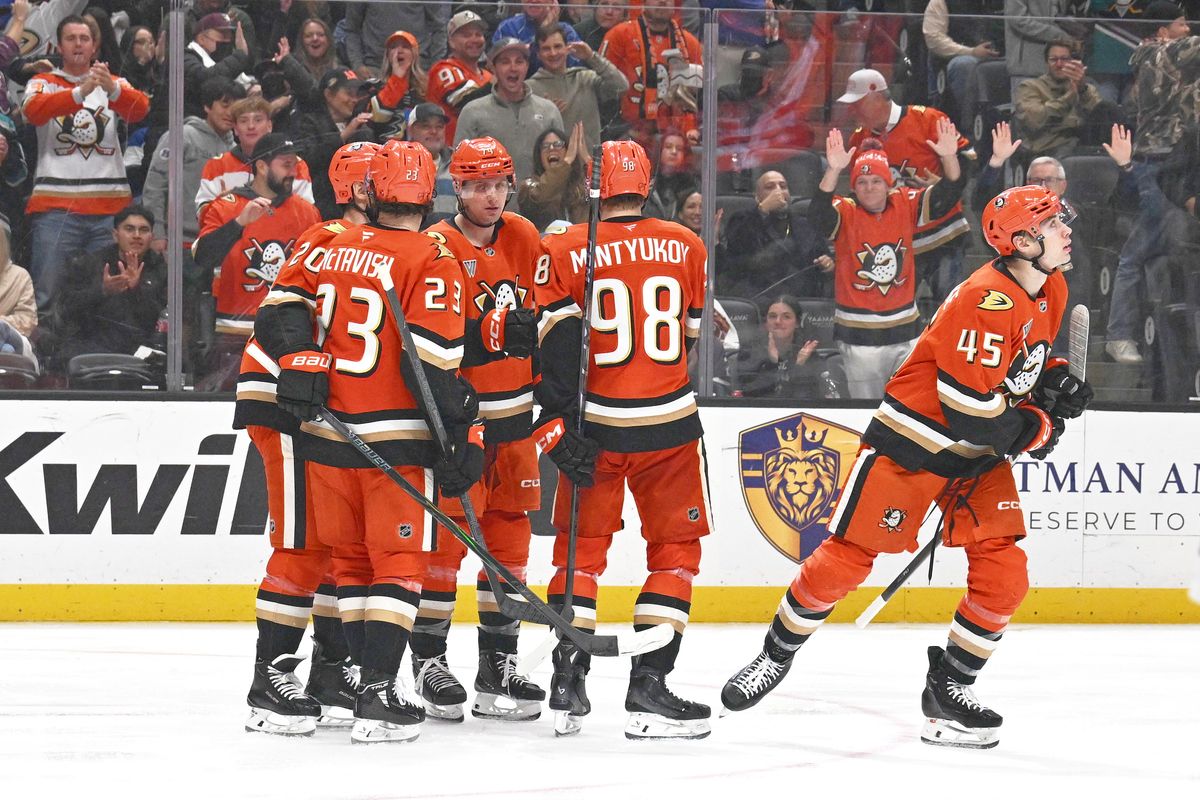 Anaheim Ducks celebrate a goal against the Lightning at the Honda Center on December 31,2025 in Anaheim, California. Anaheim Ducks celebrate a goal against the Lightning at the Honda Center on December 31,2025 in Anaheim, California.