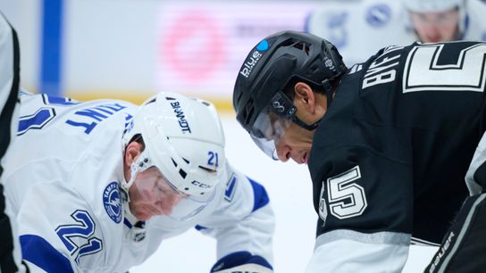Lightning defeat Kings, 5-3, at Crypto.com Arena