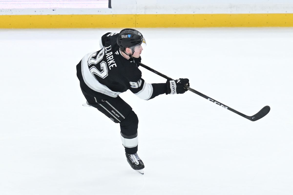 The Los Angeles Kings Defender Brandt Clarke (92) shoots a goal attempt against the lightning at the Crypto Arena on January 1st, 2026 in Los Angeles  California.