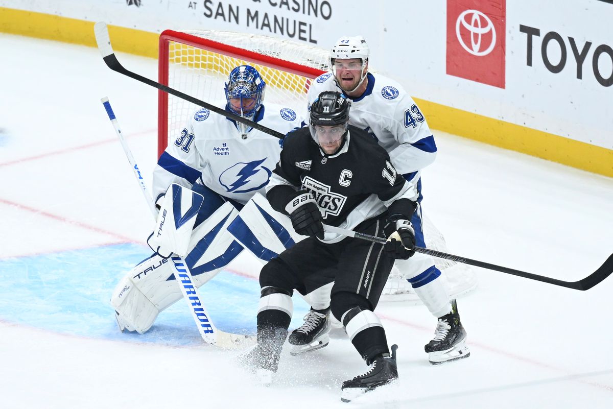 The Los Angeles Kings center Anze Kopitar (11) crashes the net against the lightning at the Crypto Arena on January 1st, 2026 in Los Angeles California.