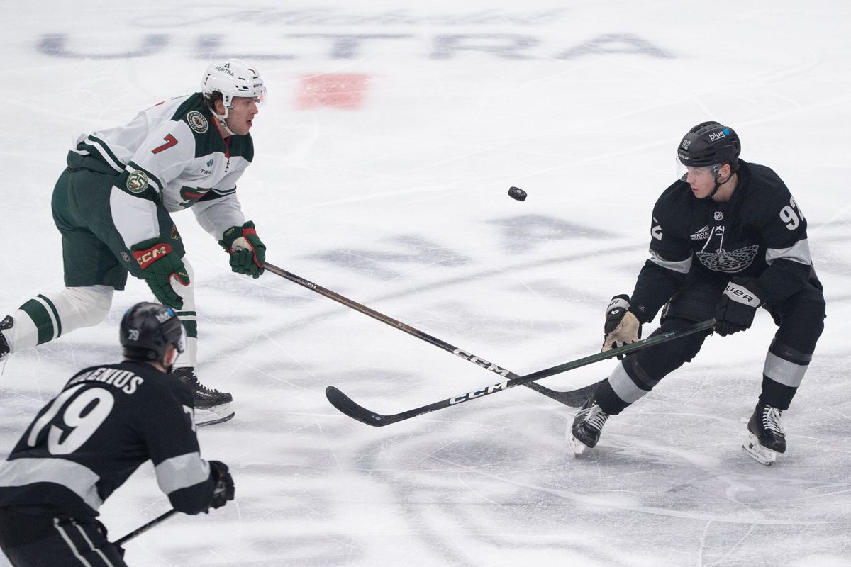 Los Angeles Kings Defender Brandt Clarke (92) tries to steal the puck in the air in a NHL game against the Minnesota Wild at Crypto.com Arena on January 3rd, 2026 in Los Angeles  California.