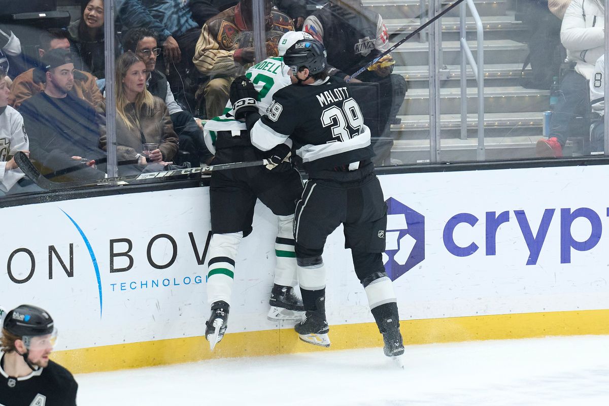 The Los Angeles Kings left wing Jeff Malott (39) does a defensive check against the Dallas Stars at the Crypto Arena on January 12th, 2026 in Los Angeles California. The Los Angeles Kings left wing Jeff Malott (39) does a defensive check against the Dallas Stars at the Crypto Arena on January 12th, 2026 in Los Angeles California.