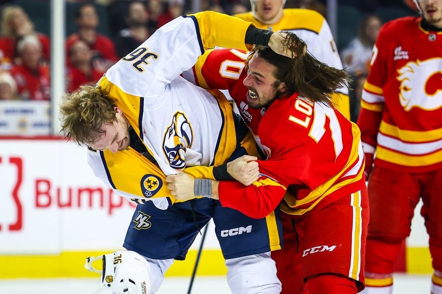 NHL: Nashville Predators at Calgary Flames