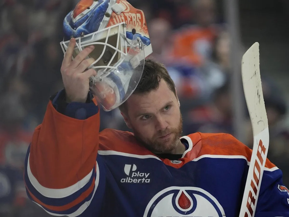 Pickard doesn't like being Oilers' goaltending odd man out, but he's not moping