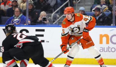 Torrid Sabres score on first shot, coast to win over Ducks