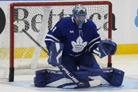 Oct 28, 2025; Toronto, Ontario, CAN; Toronto Maple Leafs goaltender Anthony Stolarz (41) makes a save during warm up before a game against the Calgary Flames at Scotiabank Arena. Mandatory Credit: John E. Sokolowski-Imagn Images