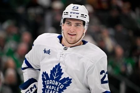 Dec 21, 2025; Dallas, Texas, USA; Toronto Maple Leafs left wing Matthew Knies (23) looks on during the game at the American Airlines Center. Mandatory Credit: Jerome Miron-Imagn Images Dec 21, 2025; Dallas, Texas, USA; Toronto Maple Leafs left wing Matthew Knies (23) looks on during the game at the American Airlines Center. Mandatory Credit: Jerome Miron-Imagn Images