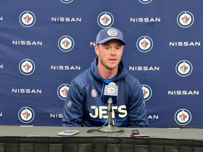 Winnipeg Jets forward Jonathan Toews speaks on returning to Chicago and facing the Blackhawks on Monday