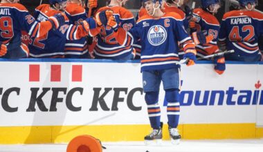 Connor McDavid has hat trick as Oilers beat Predators 6-2 | Pro National Sports
