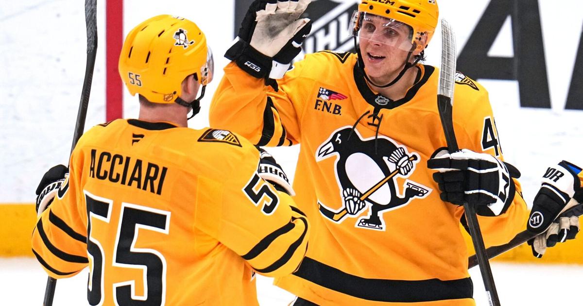 Penguins sign versatile forward Blake Lizotte to 3-year contract extension | Sports