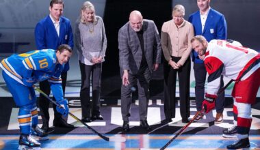 Hofer saves 33 shots in shutout victory over Hurricanes (3-0); snap 3-game skid on Blues HOF night | Multimedia