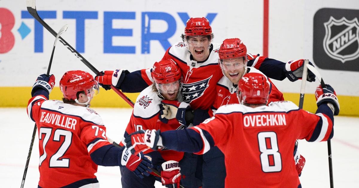 Capitals' coach Carbery after big third-period rally: 'We showed a ton of character' | Sports