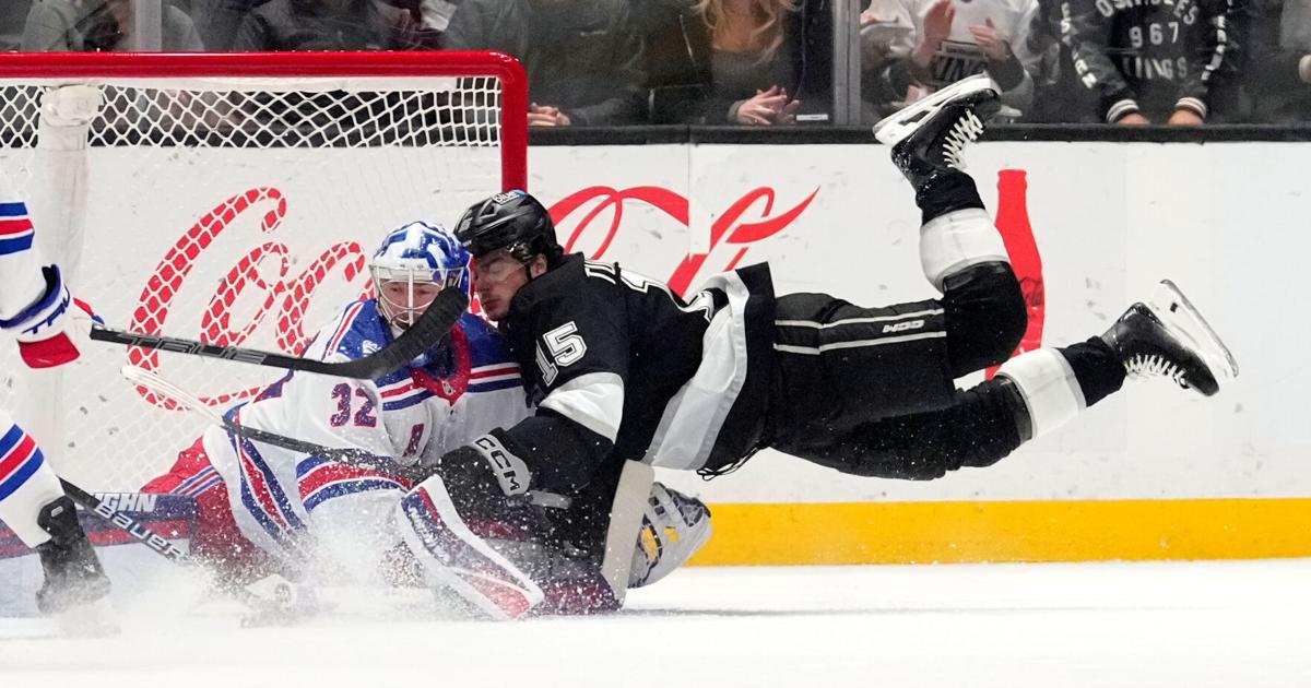 Anton Forsberg excels in relief of injured Darcy Kuemper in LA Kings' 4-3 win over slumping Rangers | National Sports