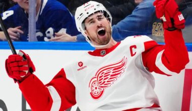 Larkin scores in OT as Red Wings beat Maple Leafs 2-1 | Sports