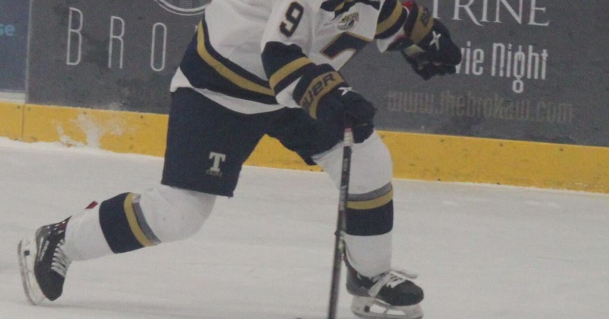 Thunder women’s hockey splits with Foresters | Sports