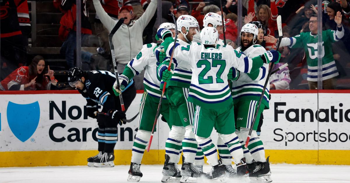 Jordan Staal scores in final minute to cap late 3-goal rally by Hurricanes for 5-4 win over Mammoth | Sports