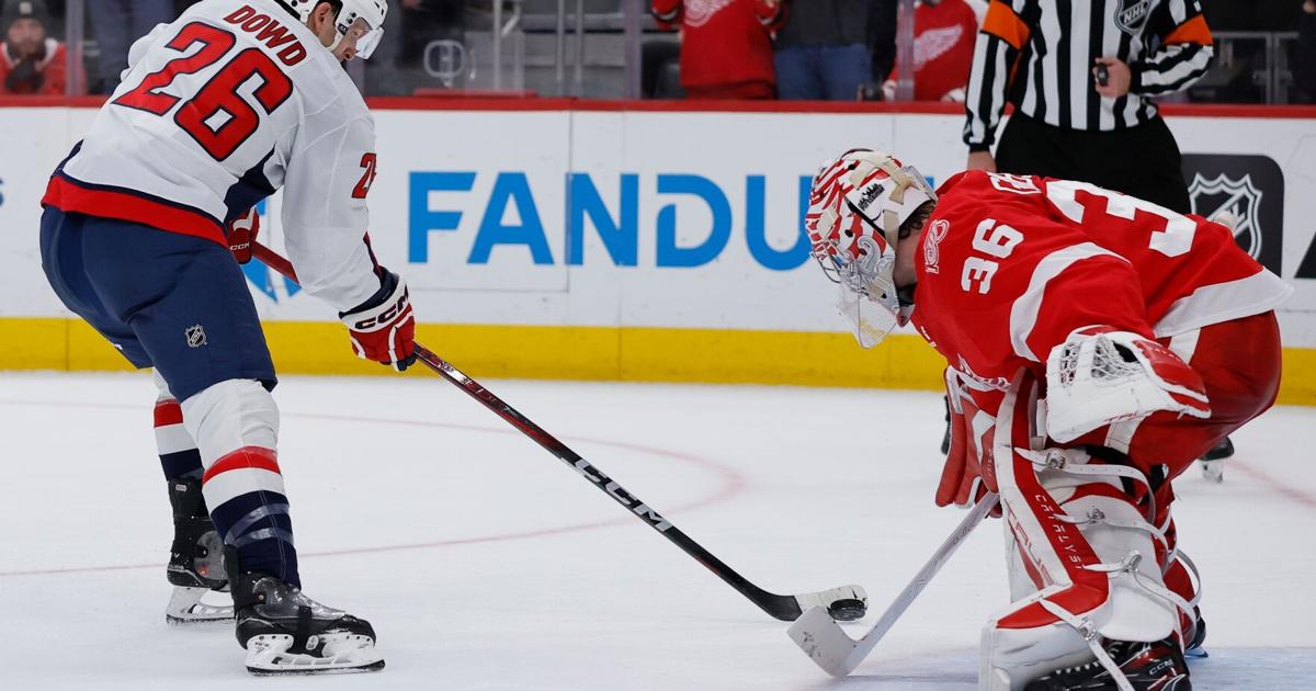 Patrick Kane becomes highest-scoring US-born player during Red Wings' shootout loss to Capitals | National