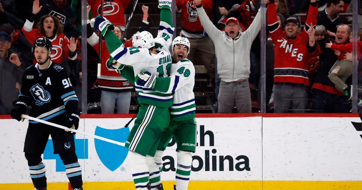 Hurricanes become 3rd NHL team to rally from 2 goals down in final 2 minutes to win in regulation | National Sports