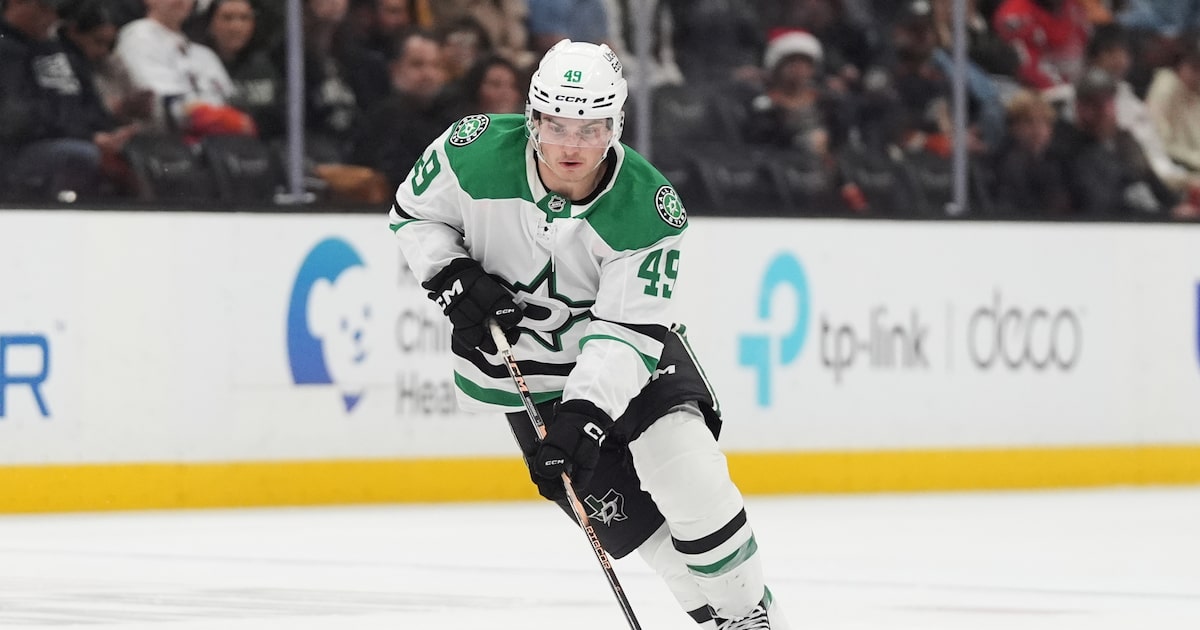 Dallas Stars sign forward Justin Hryckowian to two-year, one-way contract extension